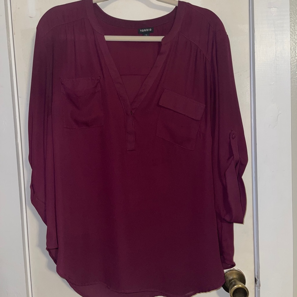 EUC a torrid 3/4 sleeve shirt size 1